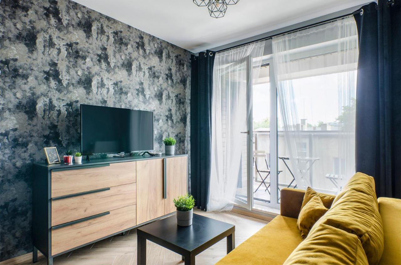 Aparthouse Fabryczna Lodz  Exterior photo